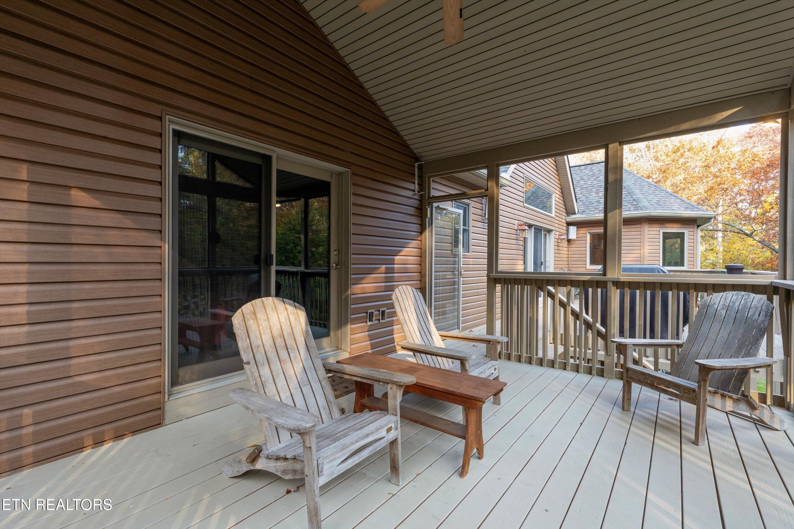 367 Rogers Ridge Road Kingston, TN 37763 - Photo 6 of 31 05-367 Rogers Ridge Rd-11