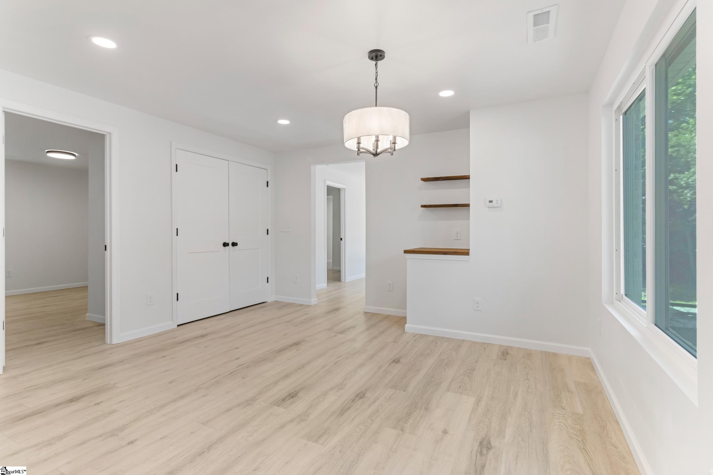 137 Forest Street Greer, SC 29650 - Photo 12 of 49