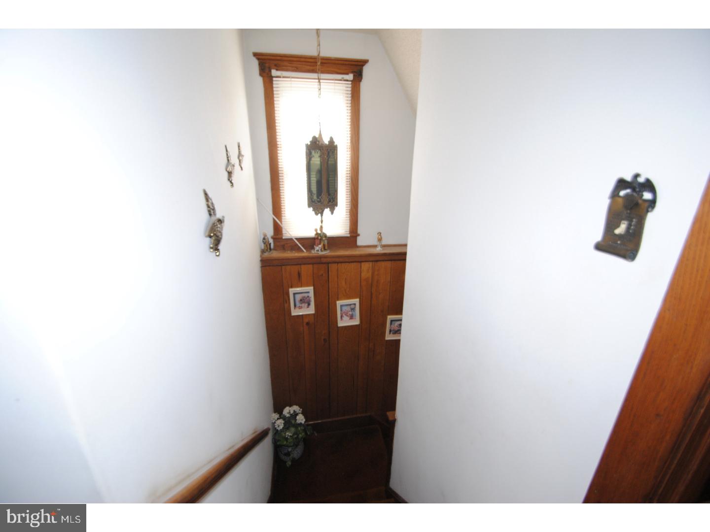 626 Manor Road Beverly, NJ 08010 - Photo 3 of 10 Gallery Image 3