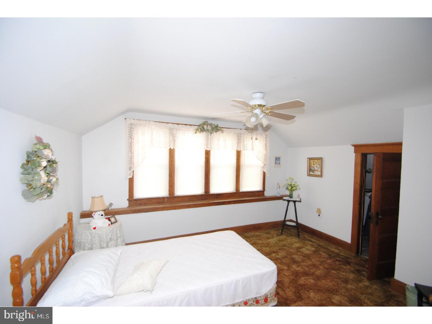 626 Manor Road Beverly, NJ 08010 - Photo 6 of 10 Gallery Image 6