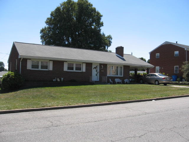 3315 Frontier Road Northwest Roanoke, VA 24012 - Photo 3 of 3 002