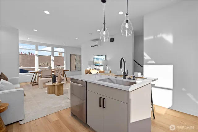 $1,198,000 | 1704 North 47th Street, Seattle, WA 98103