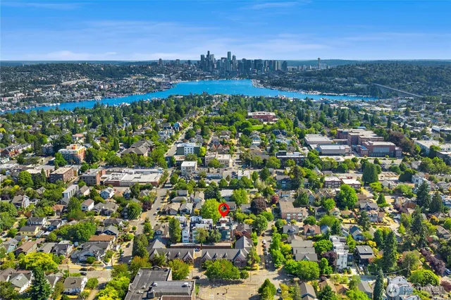 $1,198,000 | 1704 North 47th Street, Seattle, WA 98103