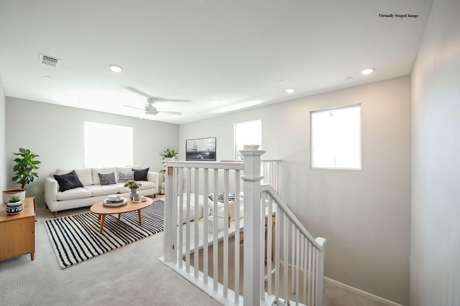 987 North Filbert Avenue Fresno, CA 93727 - Photo 17 of 38 virtual staged
