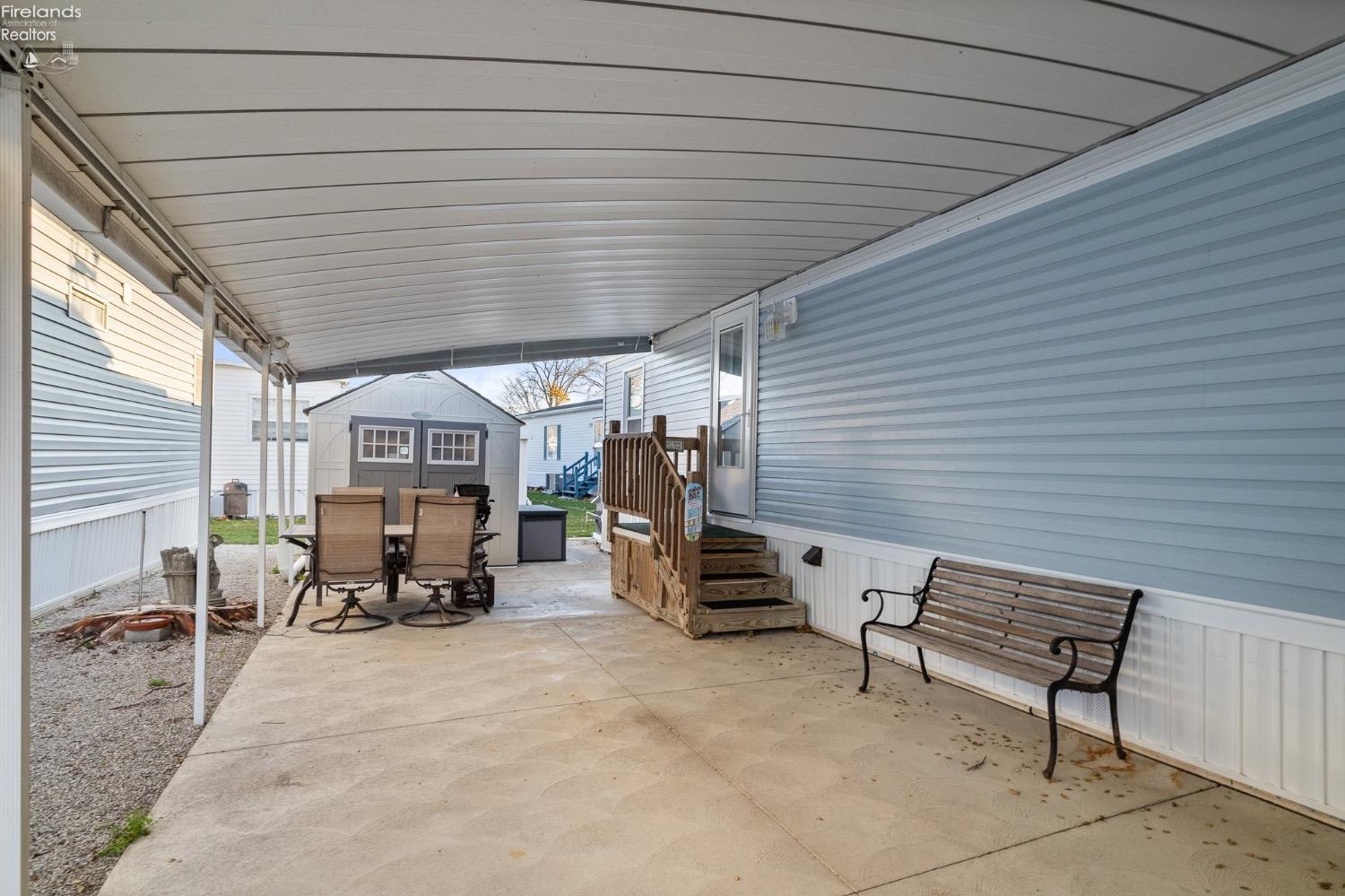 1623 Northeast Catawba Road, Unit 134 Port Clinton, OH 43452 - Photo 4 of 35 Gallery Image 4