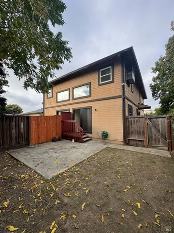 $2,000 | 442 Amador Street, Unit 442, Vallejo, CA 94590