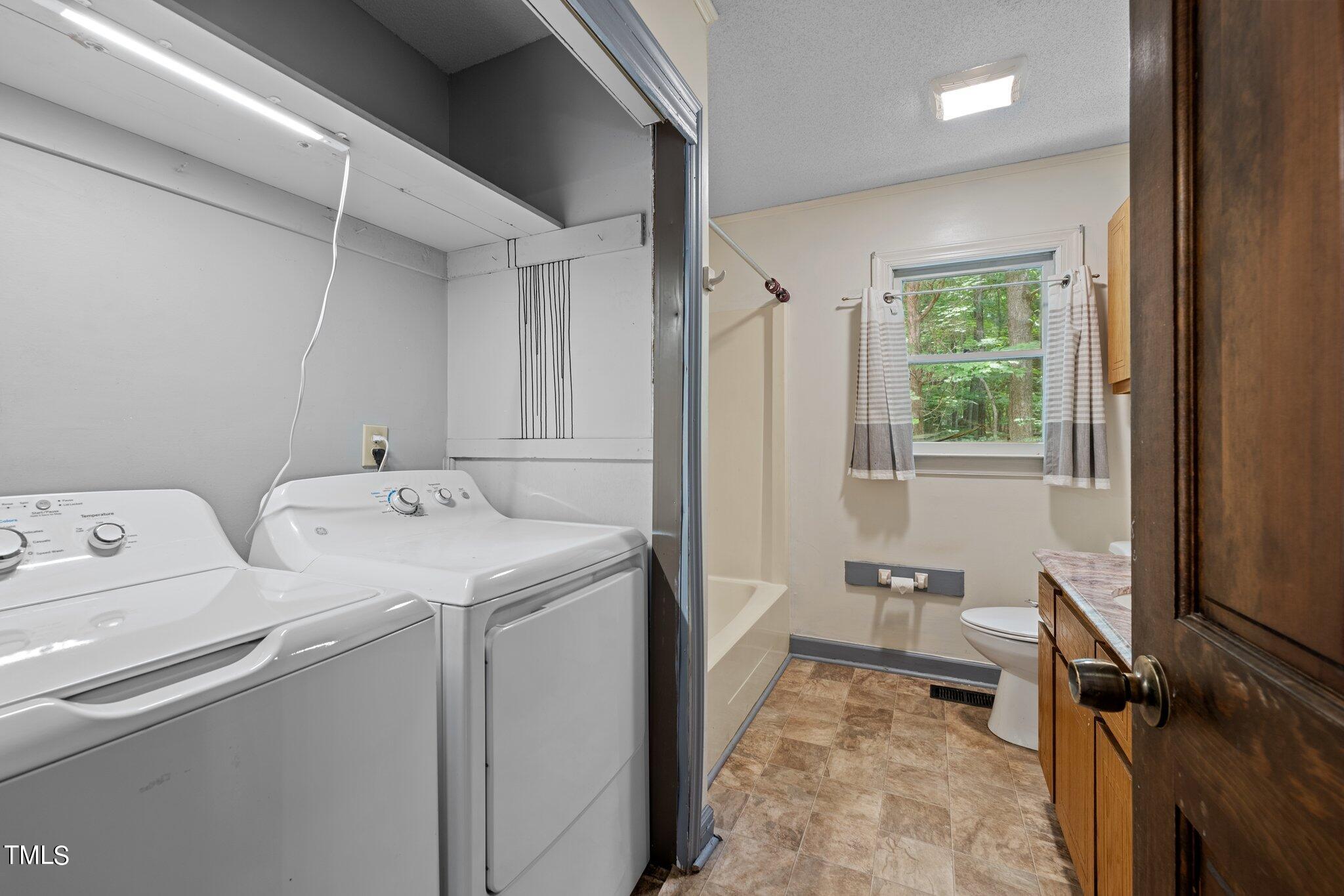 3818 Chestnut Ridge Church Road Efland, NC 27243 - Photo 14 of 31 18-web-or-mls-_1053557