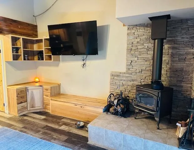 $279,000 | 40810 Oakwoods Lane, Shaver Lake, CA 93664