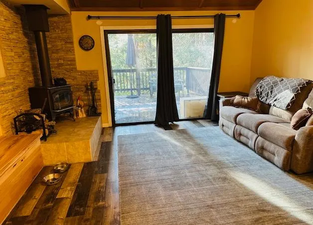 $279,000 | 40810 Oakwoods Lane, Shaver Lake, CA 93664