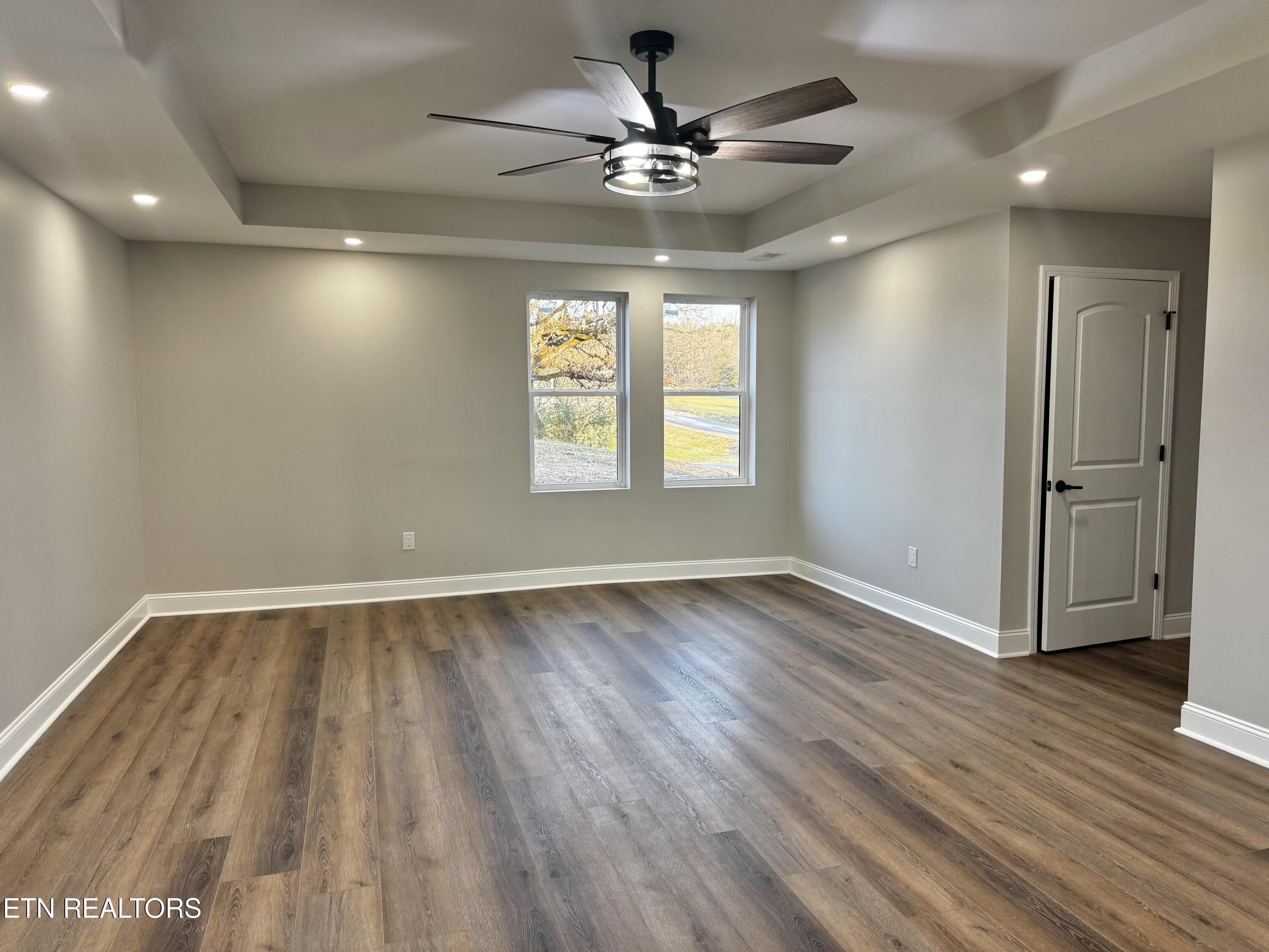 1545 Slover Springs Road Dandridge, TN 37725 - Photo 17 of 55 Owner's Suite