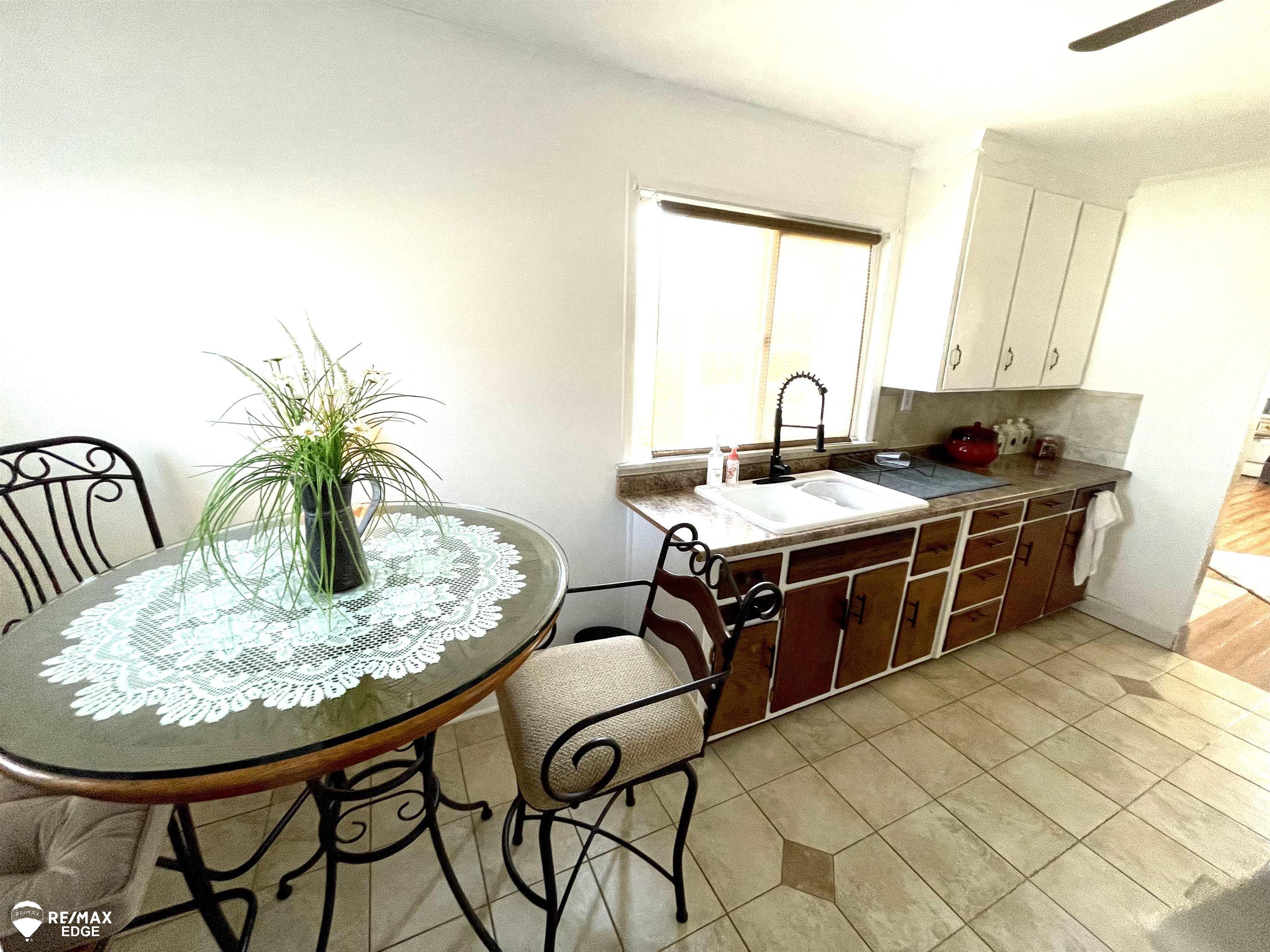 9282 Torrey Road Grand Blanc, MI 48439 - Photo 11 of 28 50089163-11.JPG