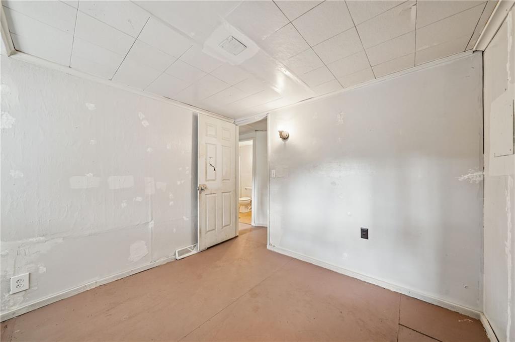 119 Story Road Export, PA 15632 - Photo 13 of 38 an empty room with a empty space