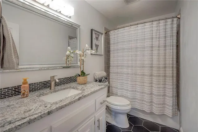 $535,000 | 13125 West 131st Street, Overland Park, KS 66213