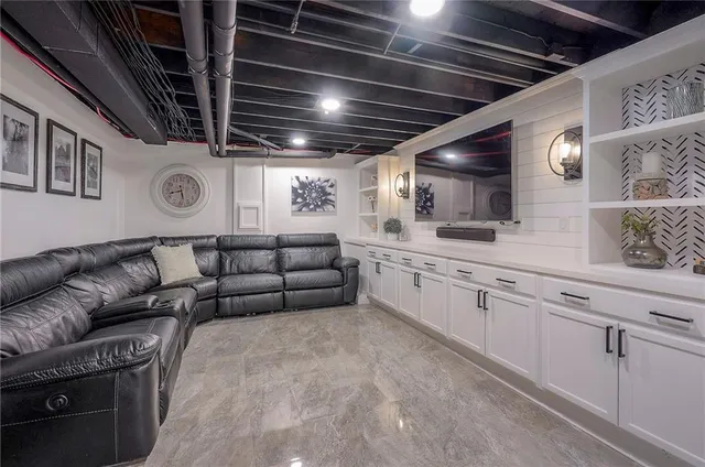 $535,000 | 13125 West 131st Street, Overland Park, KS 66213