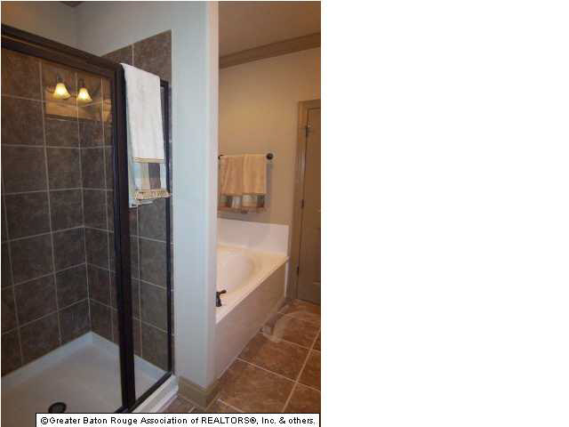 11110 Boardwalk Drive, Unit 29 Baton Rouge, LA 70816 - Photo 7 of 7