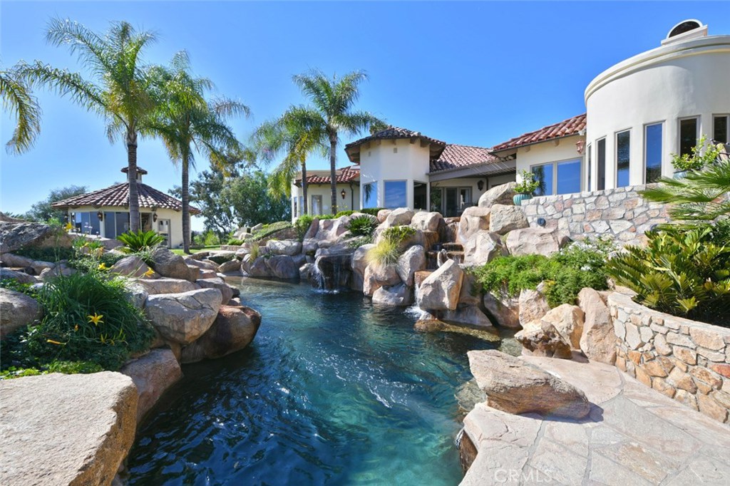 38280 Vía Majorca Murrieta, CA 92562 - Photo 17 of 75