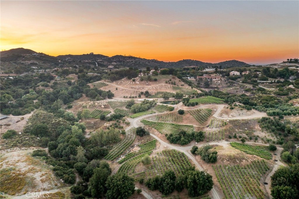 38280 Vía Majorca Murrieta, CA 92562 - Photo 7 of 75