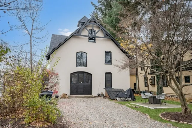 $6,500 | 10 Oak Street, Morristown, NJ 07960