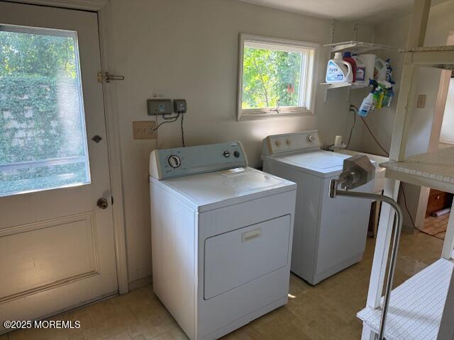 548 Hill Road Toms River, NJ 08753 - Photo 16 of 16 a utility room with dryer and washer