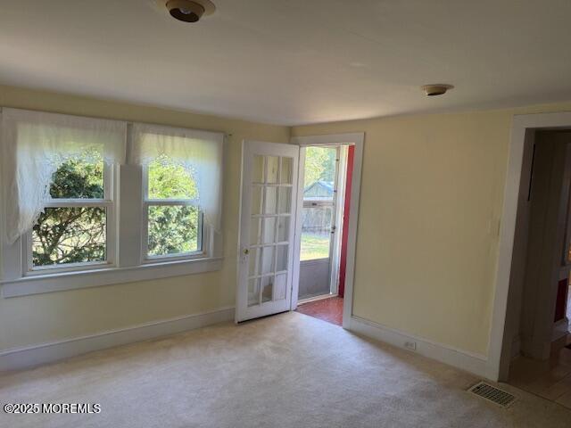548 Hill Road Toms River, NJ 08753 - Photo 9 of 16 an empty room with windows and closet