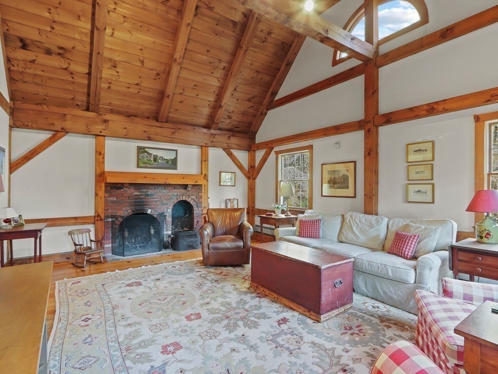 62 Maple Street Sherborn, MA 01770 - Photo 8 of 31 Gallery Image 8