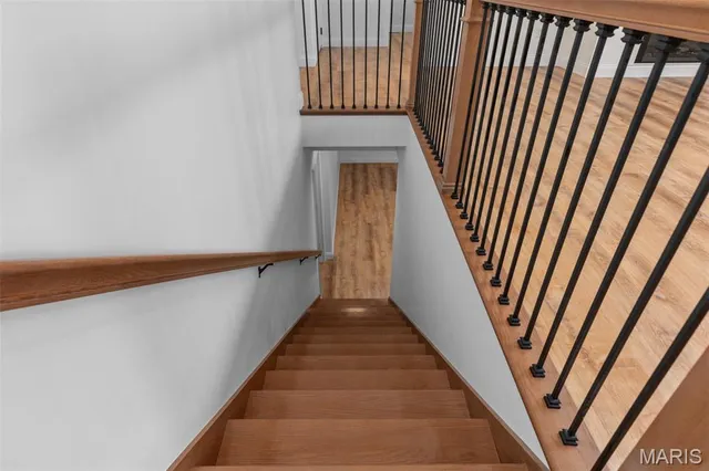 $549,000 | 1510 Kathleen Drive, Staunton, IL 62088