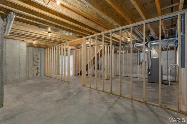 $549,000 | 1510 Kathleen Drive, Staunton, IL 62088