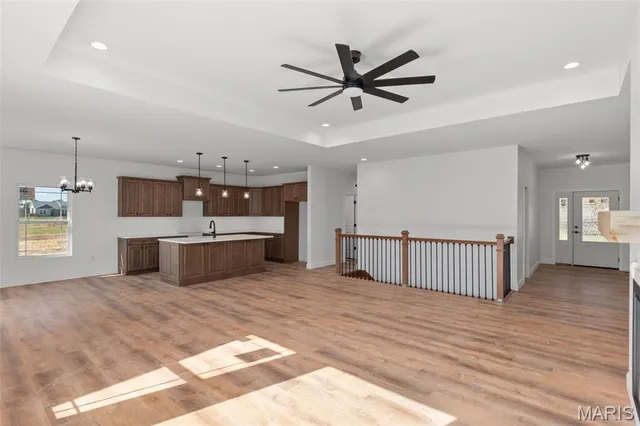 $549,000 | 1510 Kathleen Drive, Staunton, IL 62088