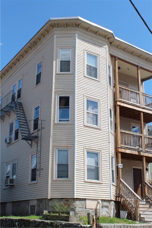 23 Bennett Street Woonsocket, RI 02895 - Photo 2 of 35 Gallery Image 2