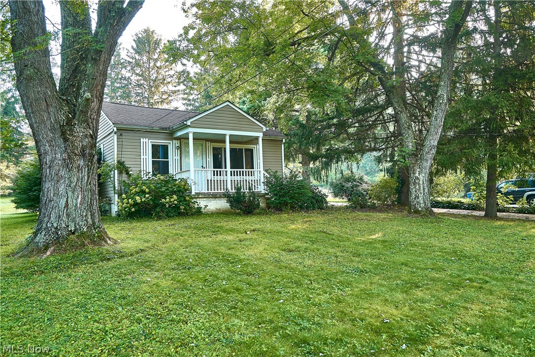 2863 Kendall Road Akron, OH 44321 - Photo 2 of 29
