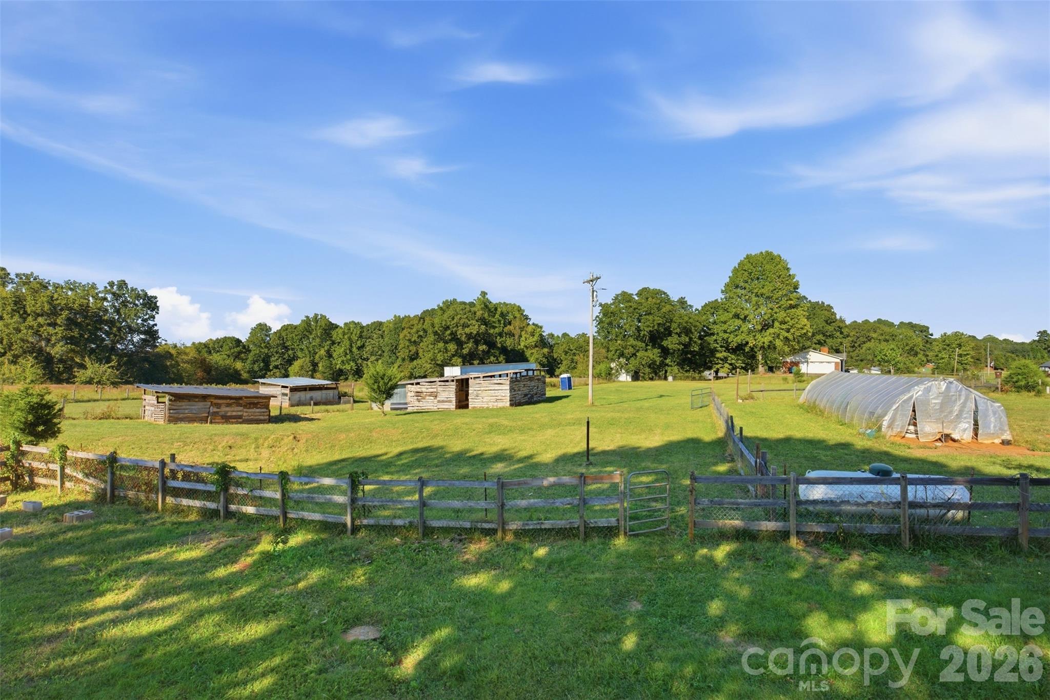 3881 Summerow Road Maiden, NC 28650 - Photo 3 of 46 Gallery Image 3