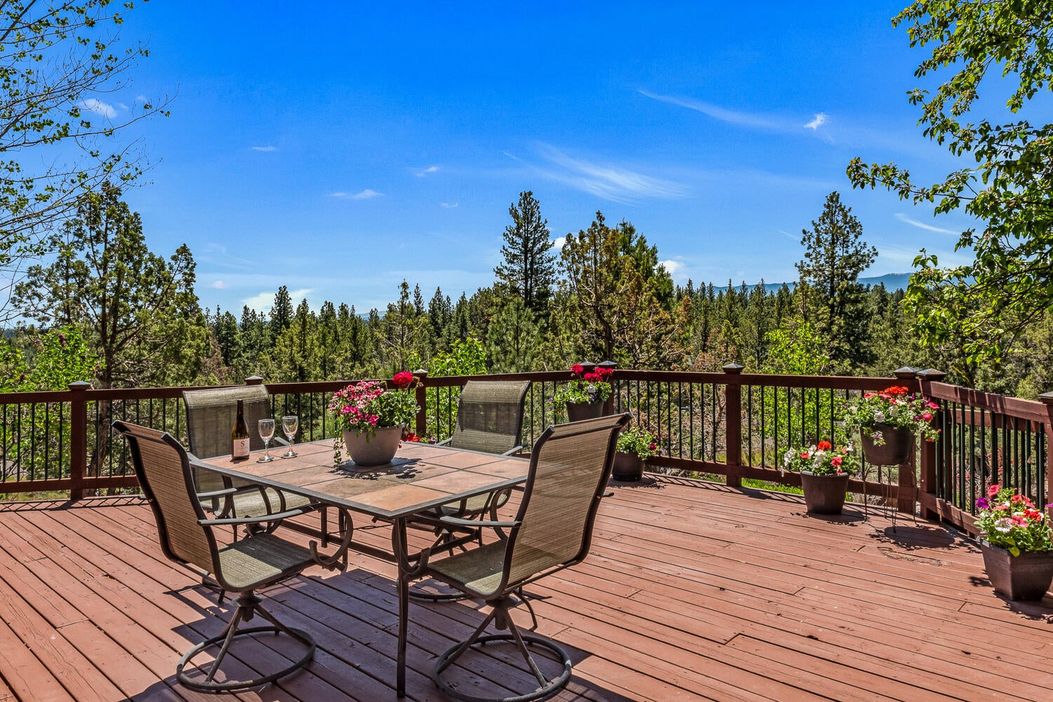 16100 Fox Ridge Circle Sisters, OR 97759 - Photo 44 of 63 OReilly_20240605_44_328509_72ppi