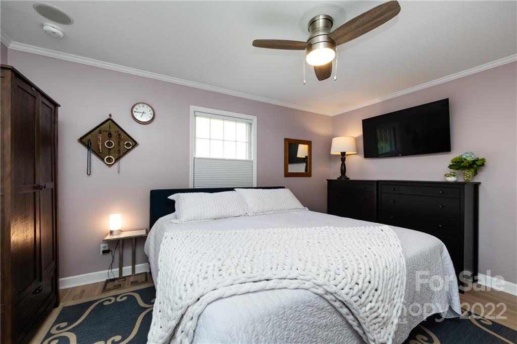 4032 Rutherford Drive Charlotte, NC 28210 - Photo 28 of 48 Gallery Image 28