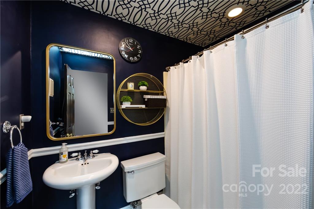4032 Rutherford Drive Charlotte, NC 28210 - Photo 34 of 48 Gallery Image 34