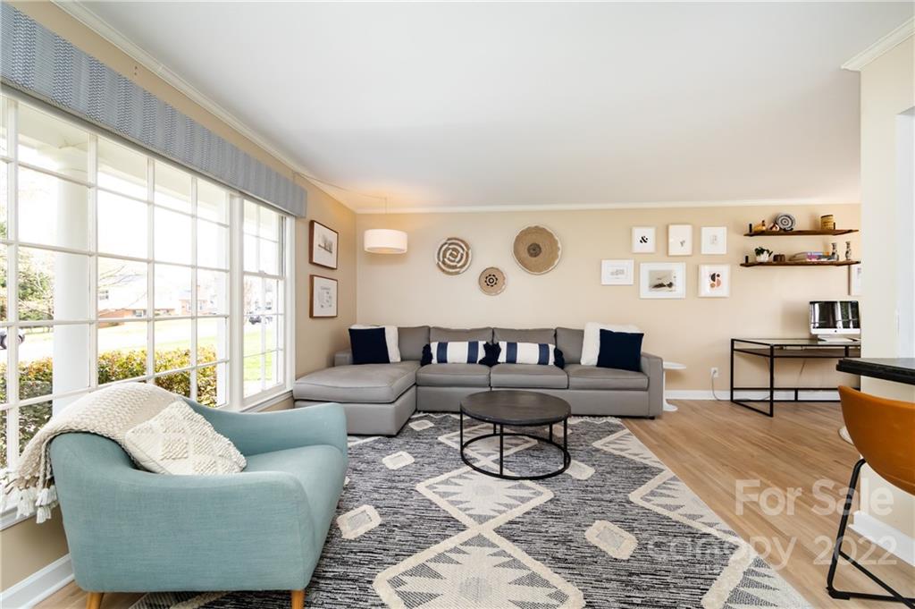 4032 Rutherford Drive Charlotte, NC 28210 - Photo 10 of 48 Gallery Image 10