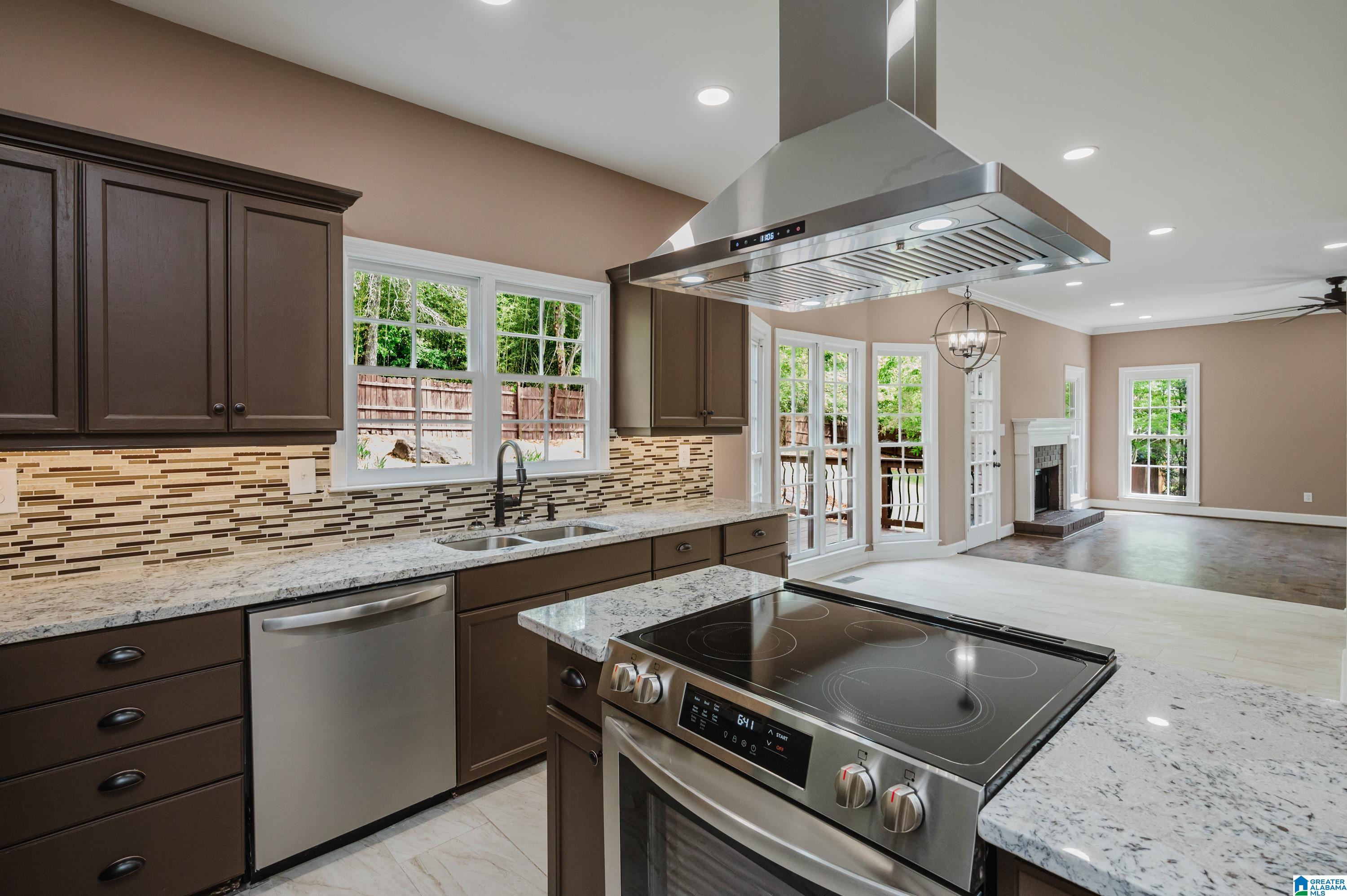 3308 Saddlebrook Circle Birmingham, AL 35210 - Photo 17 of 68