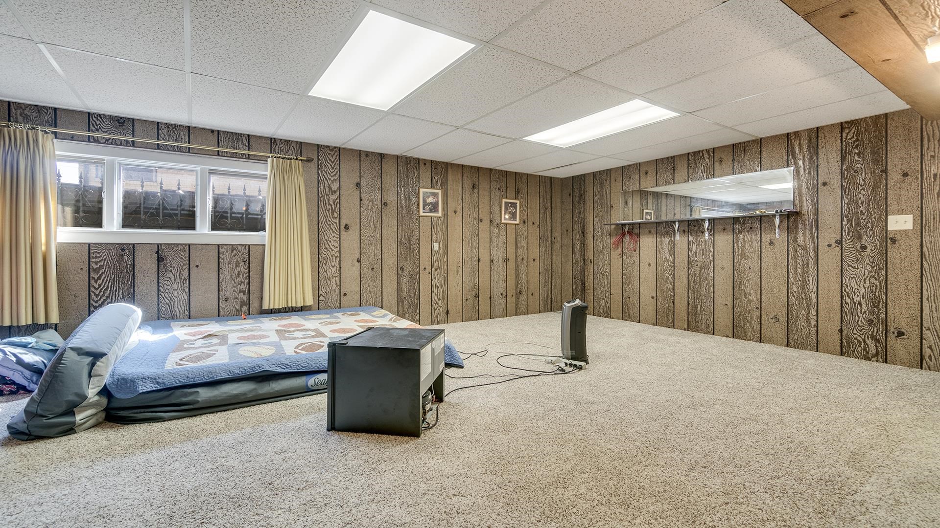 809 North Alpine Road Rockford, IL 61107 - Photo 23 of 48 a bedroom with furniture and windows