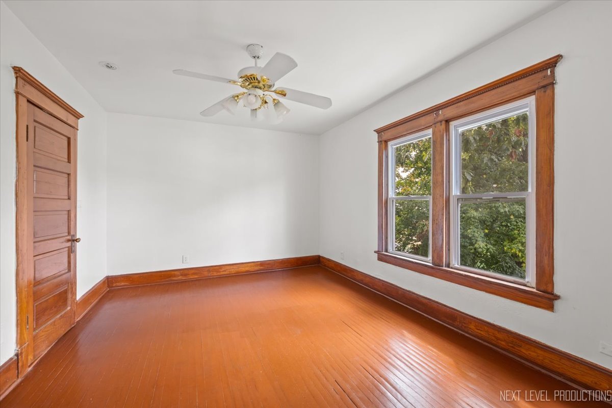 321 East Main Street Plano, IL 60545 - Photo 12 of 24