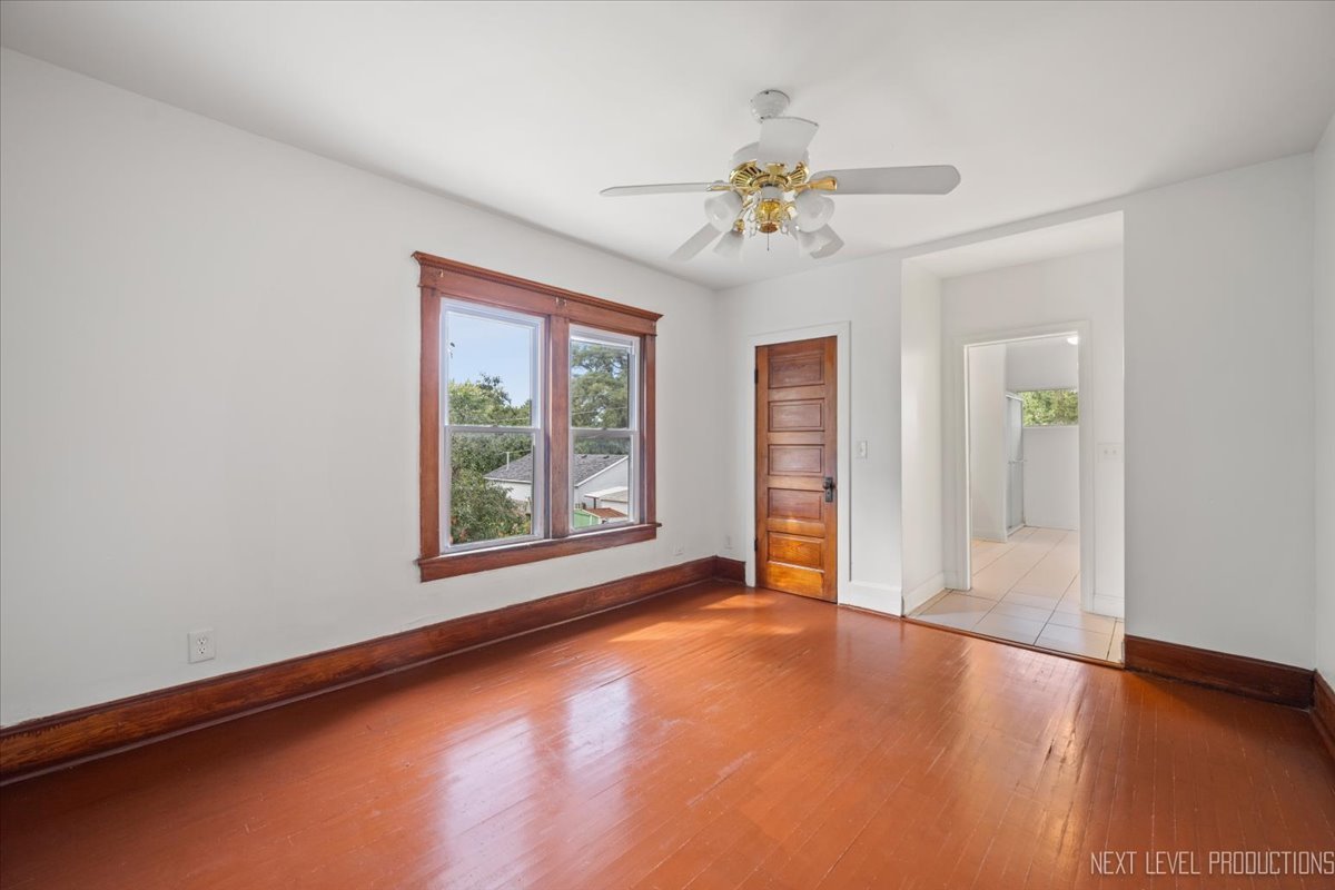 321 East Main Street Plano, IL 60545 - Photo 16 of 24