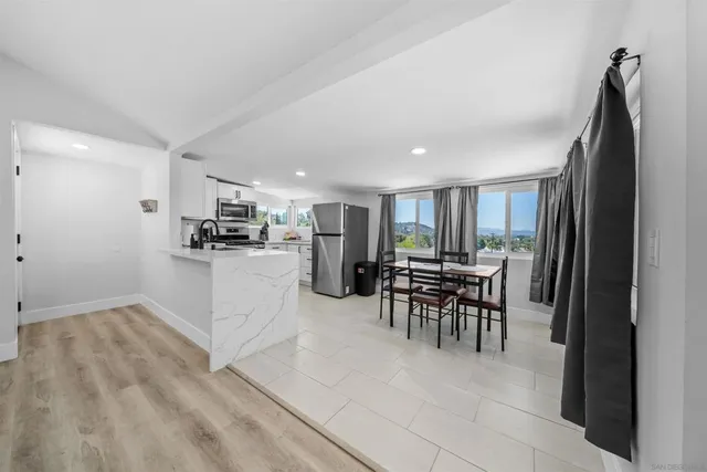 $800 | 1730 Vista Del Valle Boulevard, Unit 1 ROOM FOR RENT IN 3, El Cajon, CA 92019