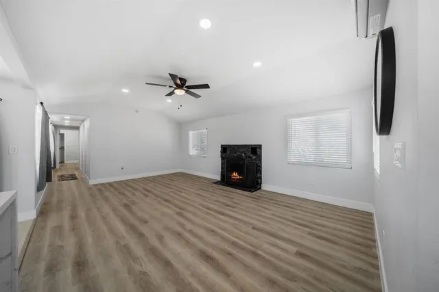 $800 | 1730 Vista Del Valle Boulevard, Unit 1 ROOM FOR RENT IN 3, El Cajon, CA 92019