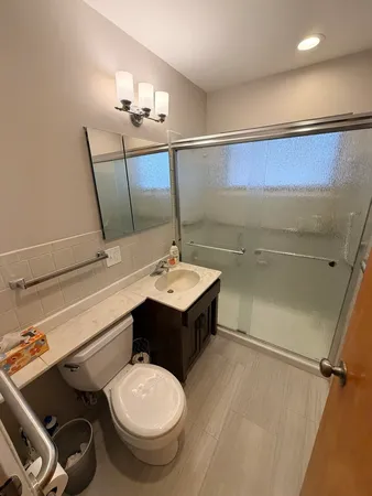 $3,300 | 137 Richard Avenue, Elmhurst, IL 60126