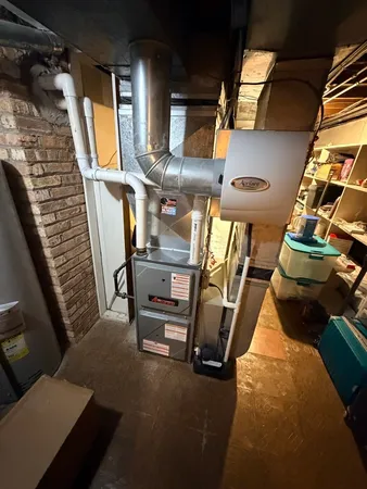 $3,300 | 137 Richard Avenue, Elmhurst, IL 60126