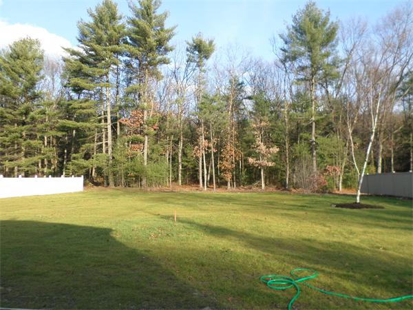 15 Parmenter Road Hudson, MA 01749 - Photo 13 of 14 Gallery Image 13