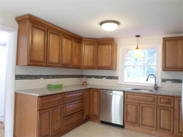 15 Parmenter Road Hudson, MA 01749 - Photo 3 of 14 Gallery Image 3
