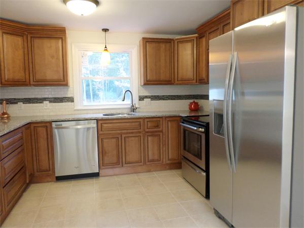 15 Parmenter Road Hudson, MA 01749 - Photo 4 of 14 Gallery Image 4