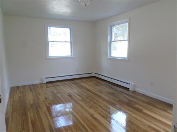 15 Parmenter Road Hudson, MA 01749 - Photo 5 of 14 Gallery Image 5