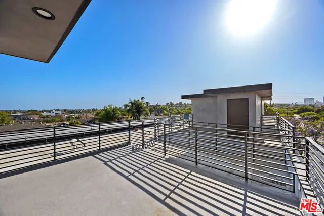 a view of a terrace with sky view
