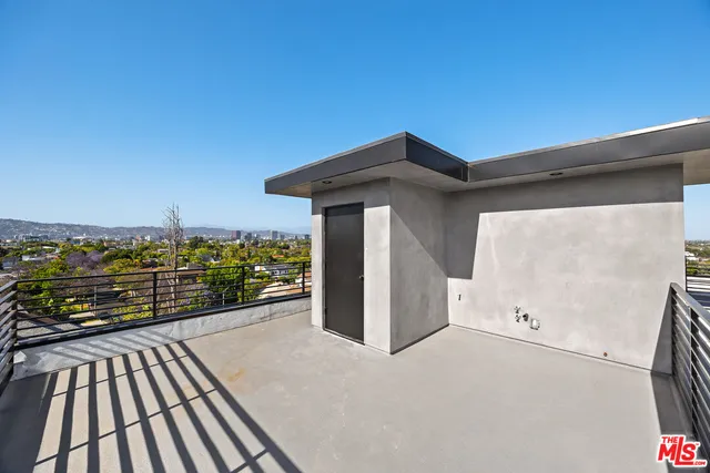an outdoor space view with a backyard space
