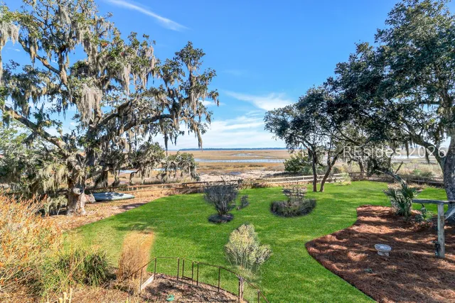 $1,095,000 | 347 Broadview Drive, Ridgeland, SC 29936